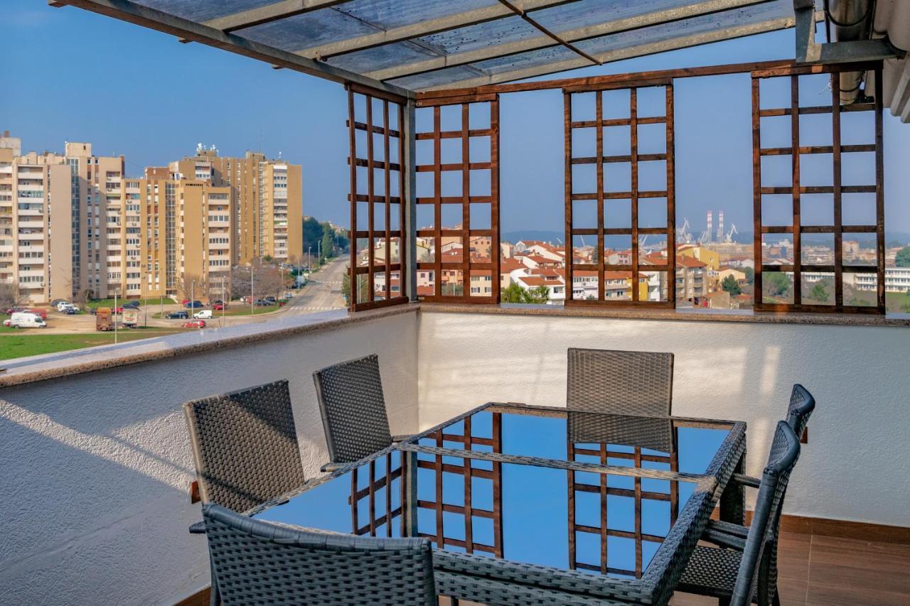 Apartment Rooftop Pula Exterior foto