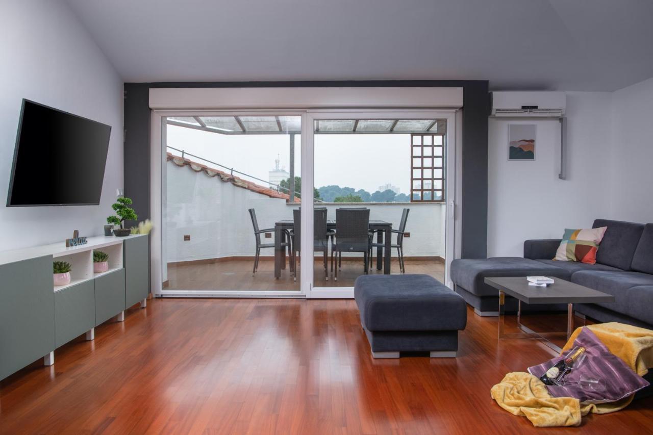 Apartment Rooftop Pula Exterior foto